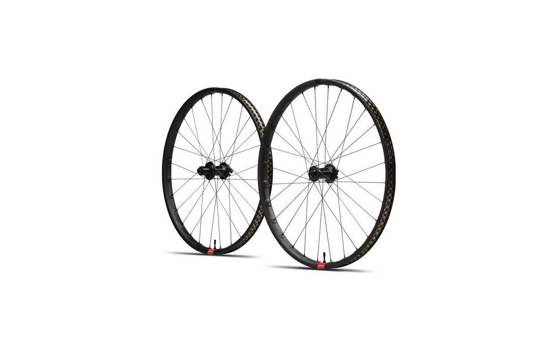 PAIRE ROUES RESERVE. 30 HD / 29 /  INDUSTRY9 1/1  / 6T / XD