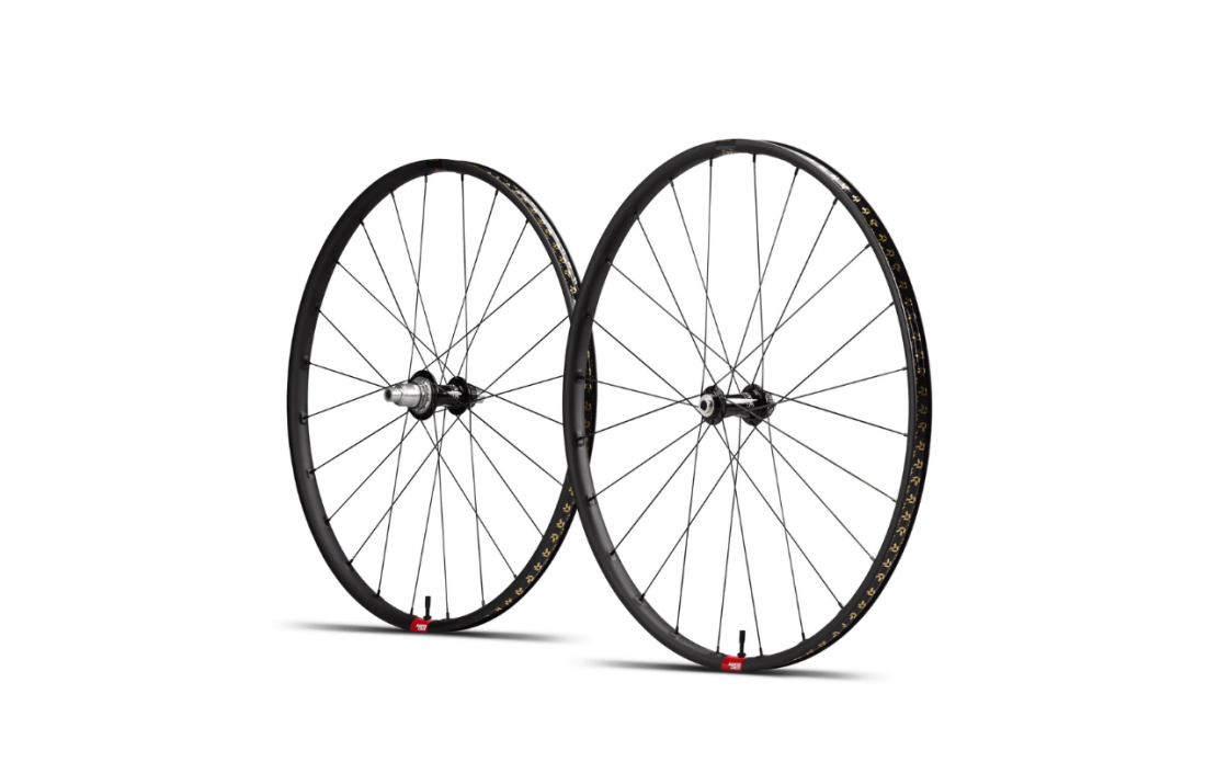 PAIRE DE ROUES GRAVEL RESERVE 22 700c  I9 / HG / CL / CARBONE