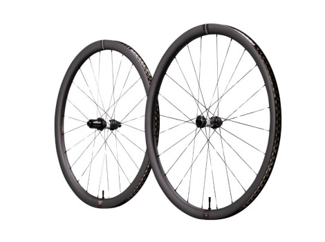 Paire de roues RESERVE 34/37 / Moyeu DT 240 CenterLock / SRAM XDR