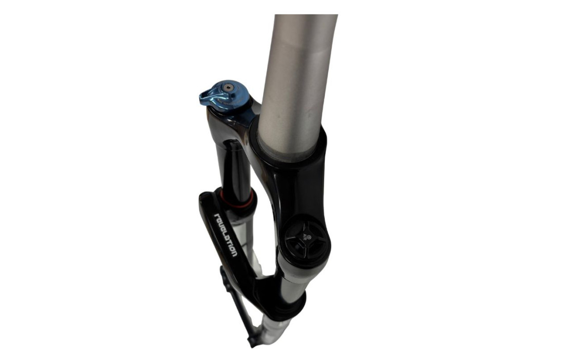 Fourche VTT Neuve 29" ROCKSHOX Revelation RCT3...
