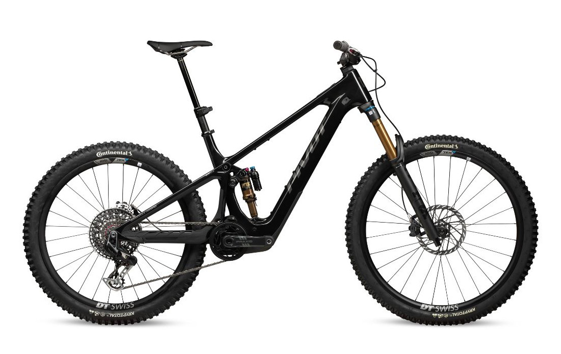 PIVOT Shuttle AMP'd Team XX AXS