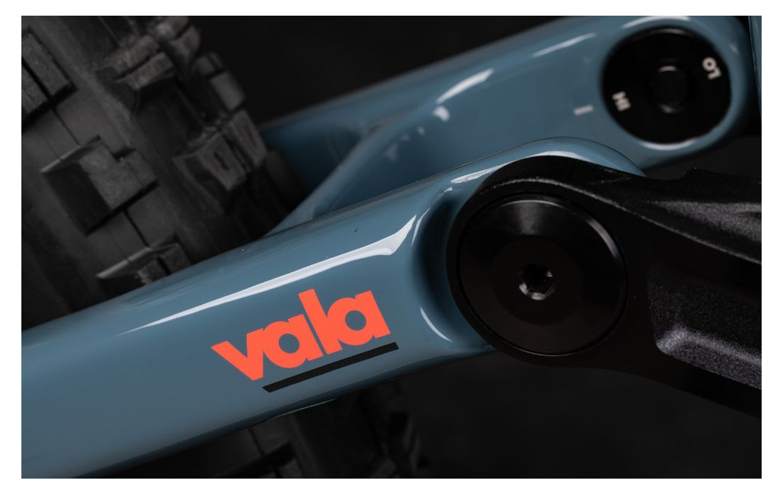 SANTA CRUZ Vala Lite XT Di2 Gloss Slate Blue - 2027