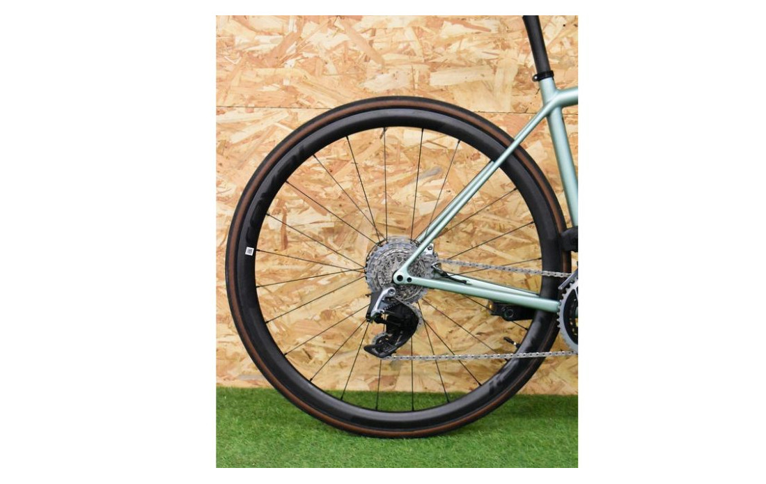 SPECIALIZED AETHOS SRAM RED D1 VERT | REVISE |...